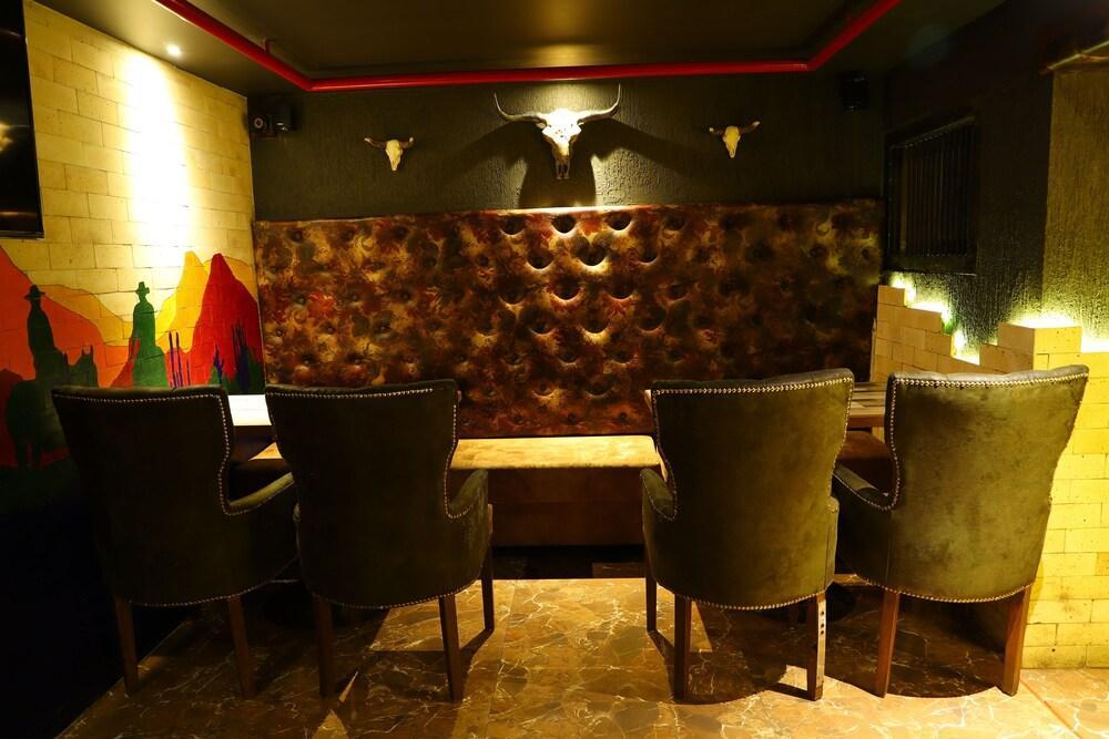 Hotel Alka Residency Thane Buitenkant foto