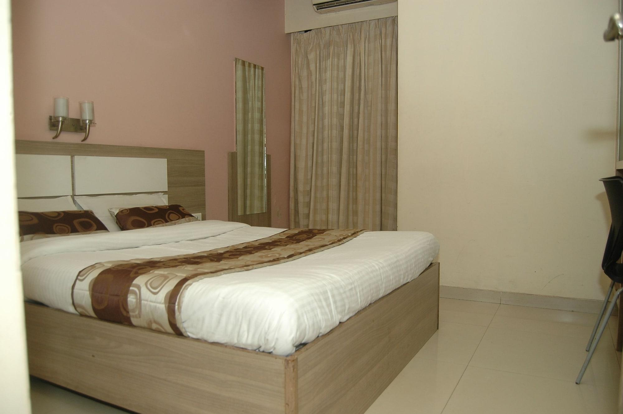 Hotel Alka Residency Thane Buitenkant foto