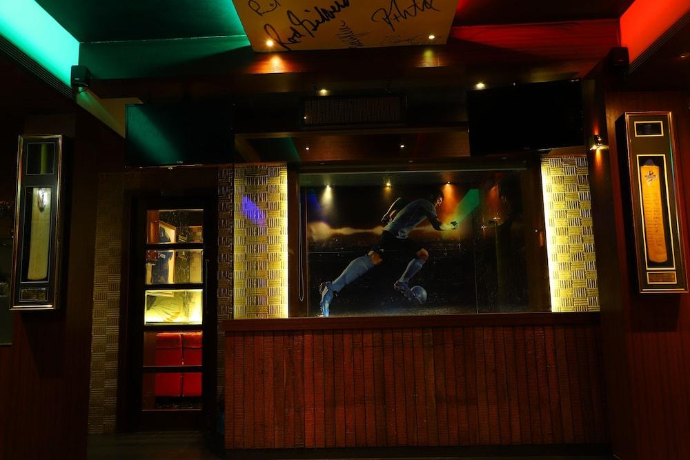 Hotel Alka Residency Thane Buitenkant foto