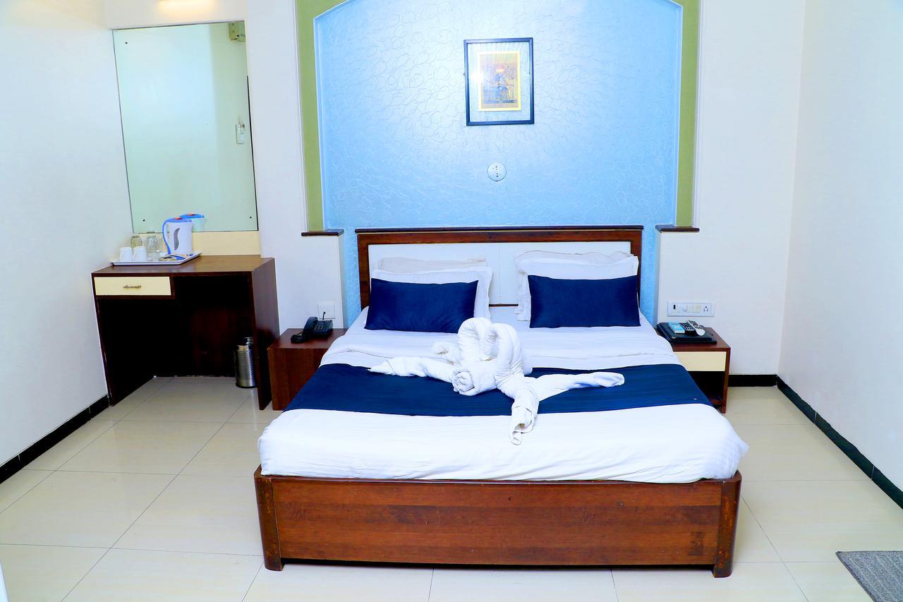 Hotel Alka Residency Thane Buitenkant foto