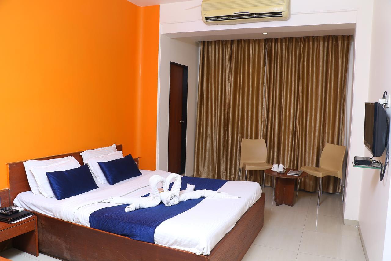 Hotel Alka Residency Thane Buitenkant foto