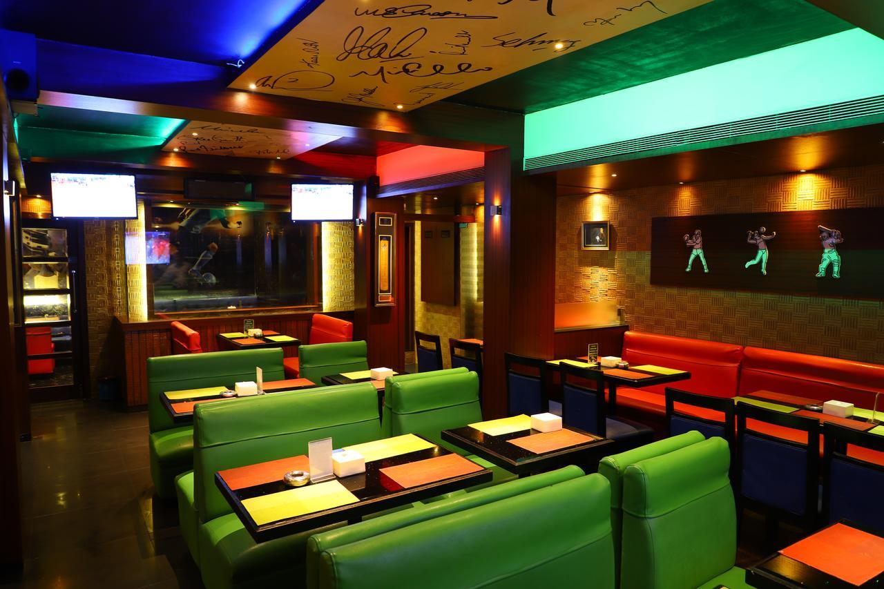 Hotel Alka Residency Thane Buitenkant foto